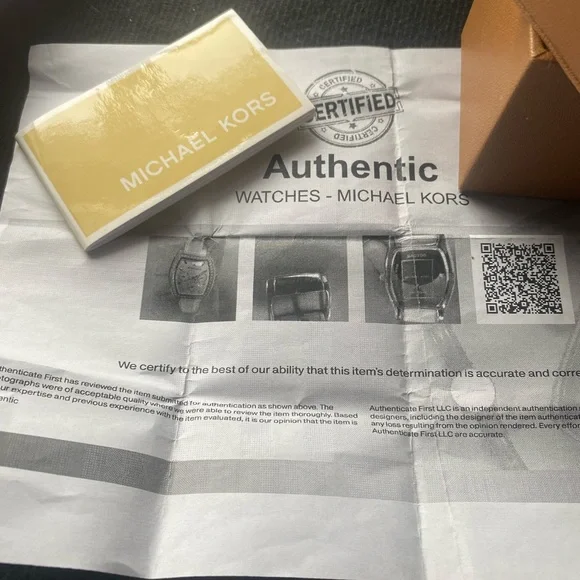 MK WATCH With Box and Authentication Papers - Picture 2 of 4